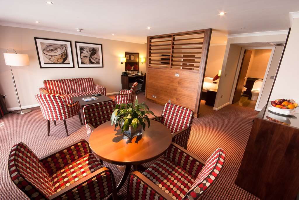 The Bull Otel Gerrards Cross Oda fotoğraf