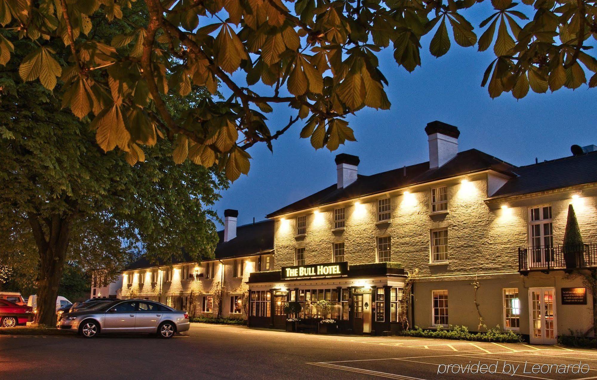 The Bull Otel Gerrards Cross Dış mekan fotoğraf