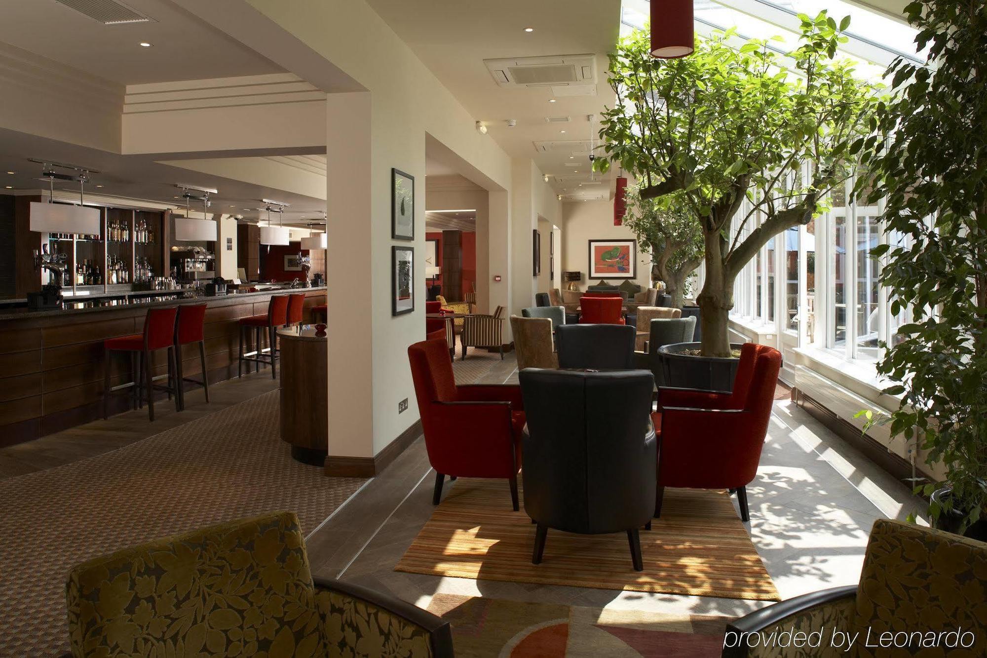 The Bull Otel Gerrards Cross Dış mekan fotoğraf