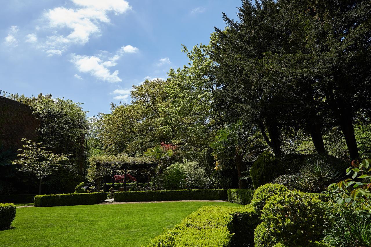 The Bull Otel Gerrards Cross Dış mekan fotoğraf